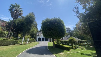 Enlarge photo 21