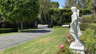 Enlarge photo 26