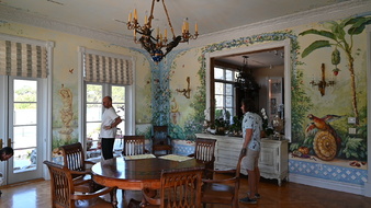 Enlarge photo 40