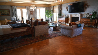 Enlarge photo 46