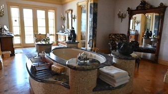 Enlarge photo 48
