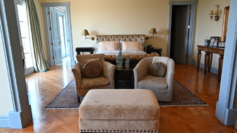 Enlarge photo 52