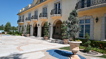 Enlarge photo 58