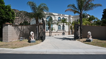 Enlarge photo 5