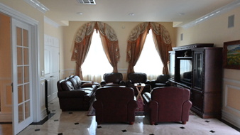 Enlarge photo 33