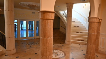 Enlarge photo 49