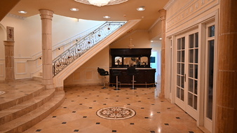 Enlarge photo 51