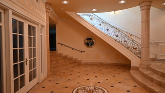 Enlarge photo 52