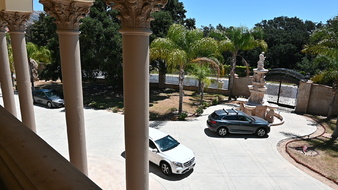 Enlarge photo 69