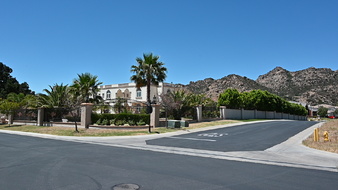 Enlarge photo 16