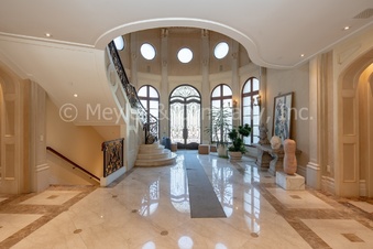 Enlarge photo 13