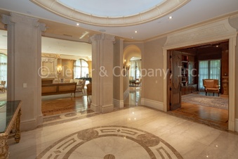 Enlarge photo 23