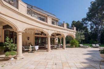 Enlarge photo 53