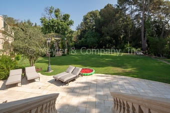 Enlarge photo 71