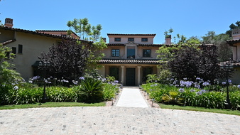 Enlarge photo 2