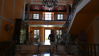 Enlarge photo 6