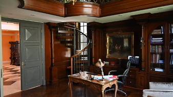 Enlarge photo 18