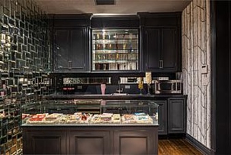 Enlarge photo 25