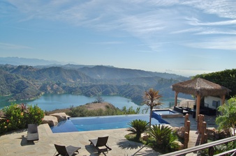 Bel Air Mansion - R2R - 1710