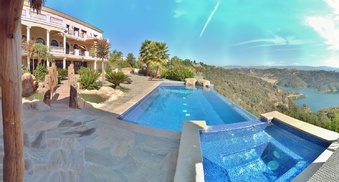 Enlarge photo 44