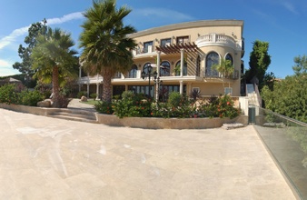 Enlarge photo 50