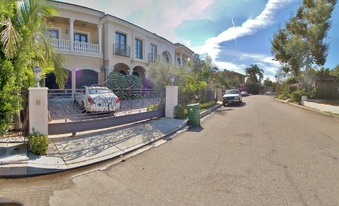 Enlarge photo 69