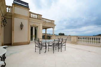 Enlarge photo 65