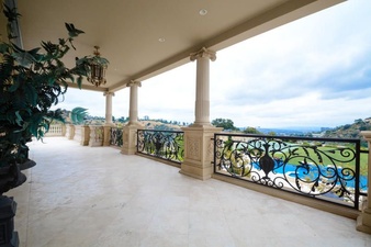 Enlarge photo 68