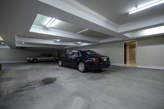 Enlarge photo 92