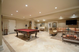 Enlarge photo 38