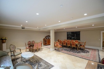 Enlarge photo 42