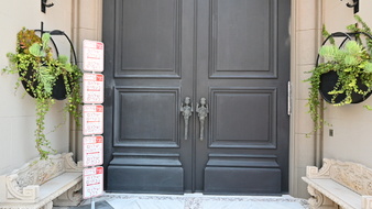 Enlarge photo 127
