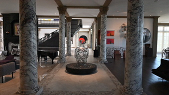 Enlarge photo 136