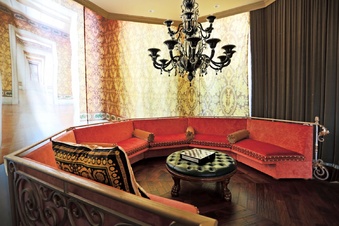 Enlarge photo 42