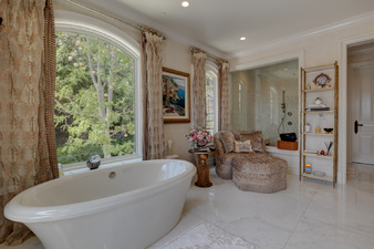 Enlarge photo 78