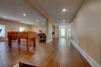 Enlarge photo 109