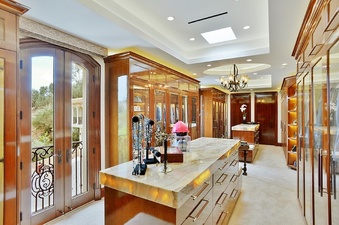 Enlarge photo 40