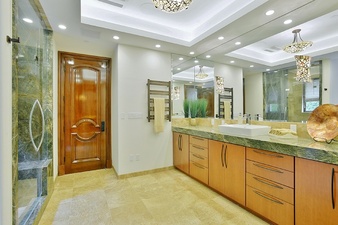 Enlarge photo 41