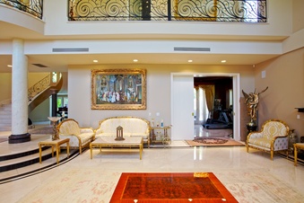 Enlarge photo 22