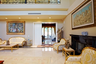 Enlarge photo 24