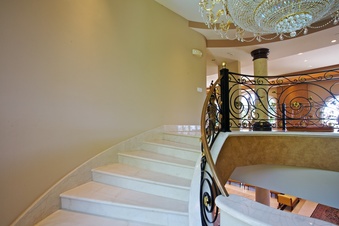 Enlarge photo 57