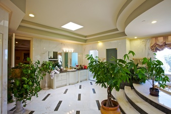 Enlarge photo 83