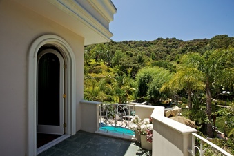 Enlarge photo 91
