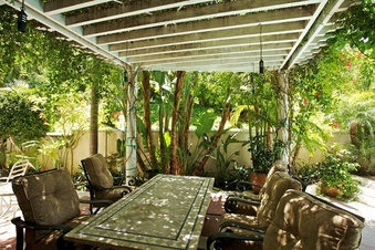 Enlarge photo 108