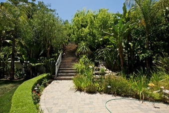Enlarge photo 123