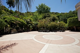Enlarge photo 141