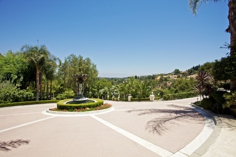 Enlarge photo 152
