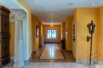 Enlarge photo 27