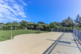 Enlarge photo 59