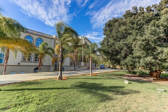 Enlarge photo 24